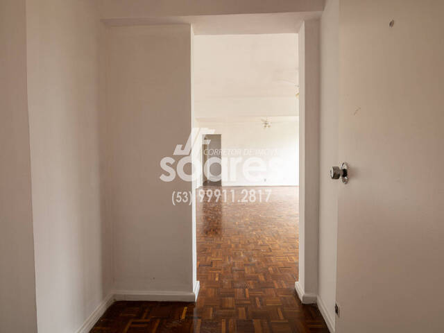 #1005 - Apartamento para Venda em Pelotas - RS - 2