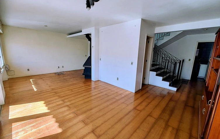 Oportunidade �nica: Im�vel com 322 m� e Loja no Cora��o da Cidade.