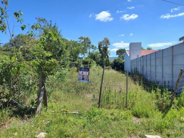 Terreno � venda no bairro Laranjal em Pelotas/RS