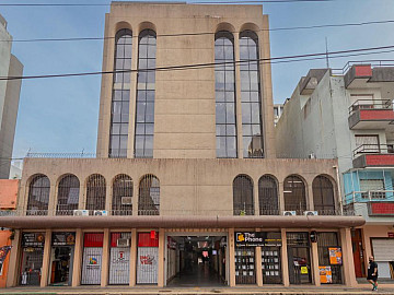 Sala comercial � venda no bairro Centro em Pelotas/RS