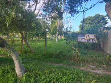 Terreno � venda no bairro Laranjal em Pelotas/RS
