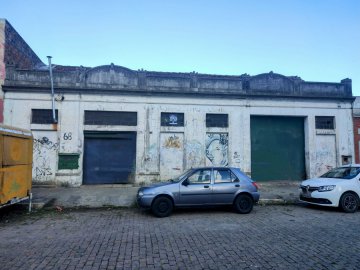 Ind�stria � venda no bairro Porto em Pelotas/RS