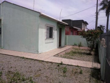 Casa � venda no bairro Tr�s Vendas em Pelotas/RS